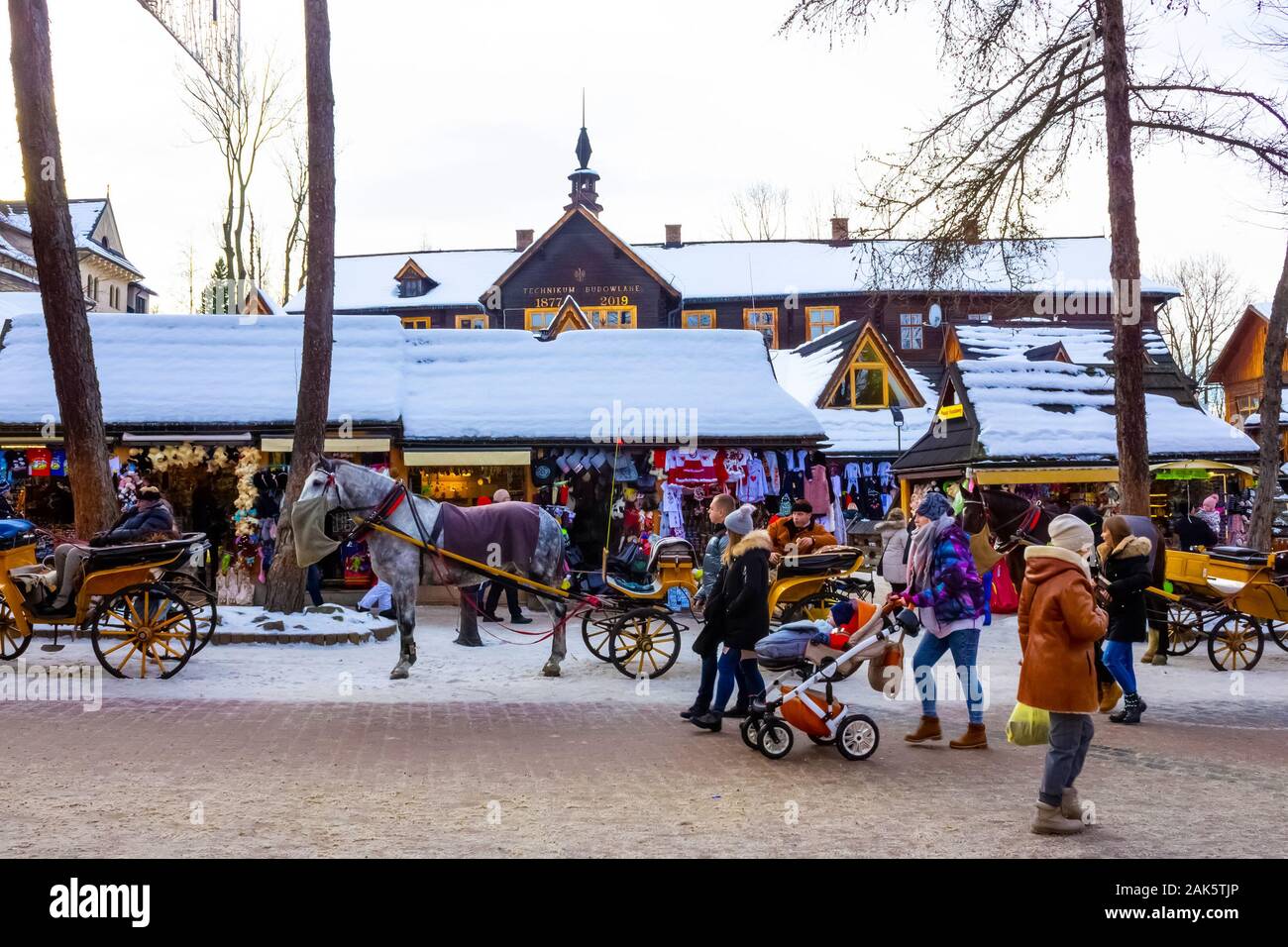 Zakopane, Pologne - 2 janvier 2019 : à rue Krupowki à Zakopane Banque D'Images