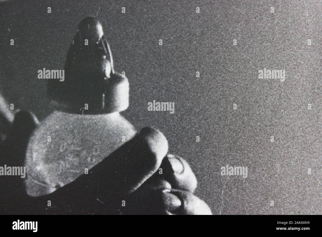 Belle Photographie Vintage Noir Et Blanc Des Annees 1970 D Une Bouteille De Bebe Photo Stock Alamy Belle Photographie Vintage Noir Et Blanc Des Annees 1970 D Une Bouteille De Bebe Photo Stock Alamy