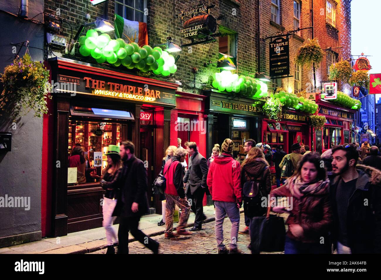 Dublin : pubs, restaurants und der Galerien dans Temple Bar, Irlande | conditions dans le monde entier Banque D'Images