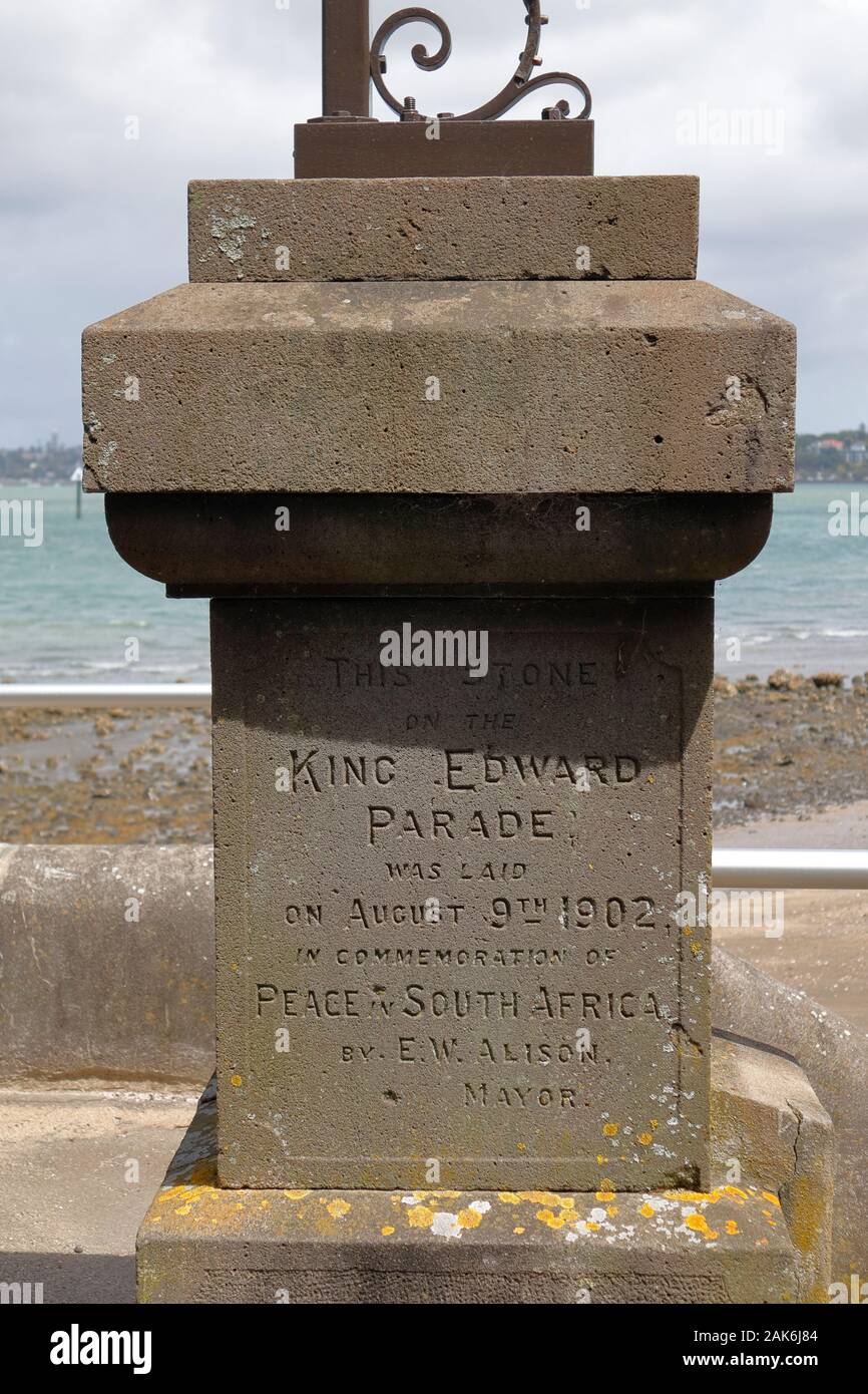 Arche commémorative commémorant la paix en Afrique du Sud en 1902 après l'Anglo Boer War. King Edward Parade, Devonport, Auckland, Nouvelle-Zélande Banque D'Images
