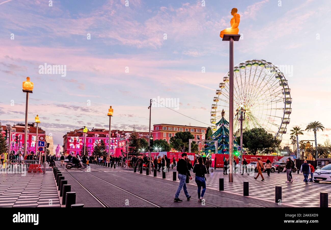 Grande Roue et Funfare en Place Massena Nice France Banque D'Images
