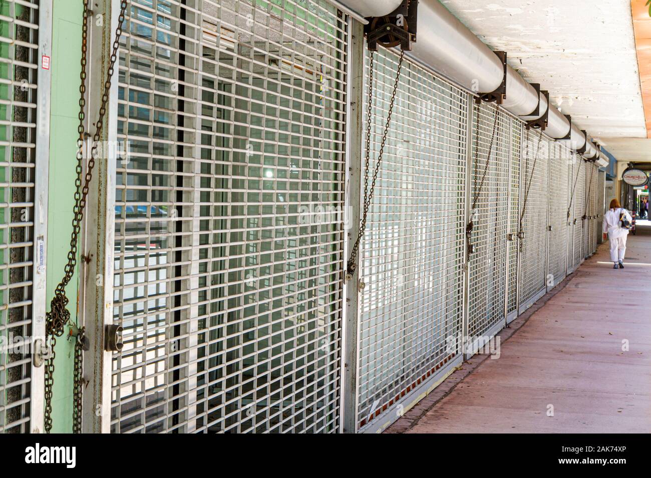 Miami Florida,Flagler Avenue,centre-ville,RdM,entreprises fermées,district,crise économique,vacant,espace de vente au détail,FL100620065 Banque D'Images