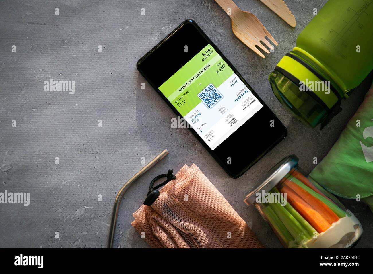 Zéro déchets travel concept - essentiel pour un minimum d'impact négatif lors d'un voyage Banque D'Images