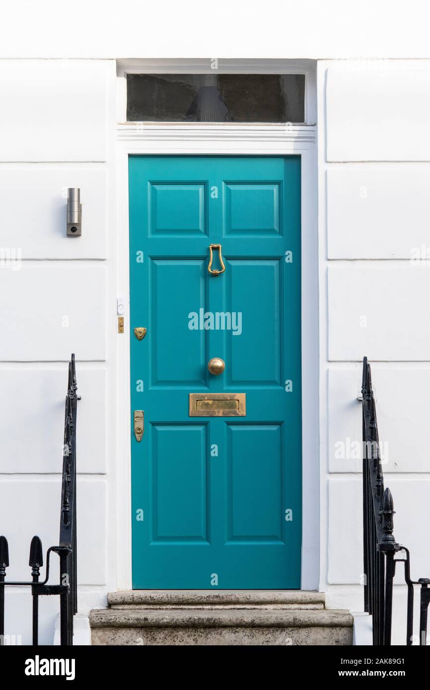 La porte de la chambre de couleur turquoise. Londres, Angleterre Banque D'Images
