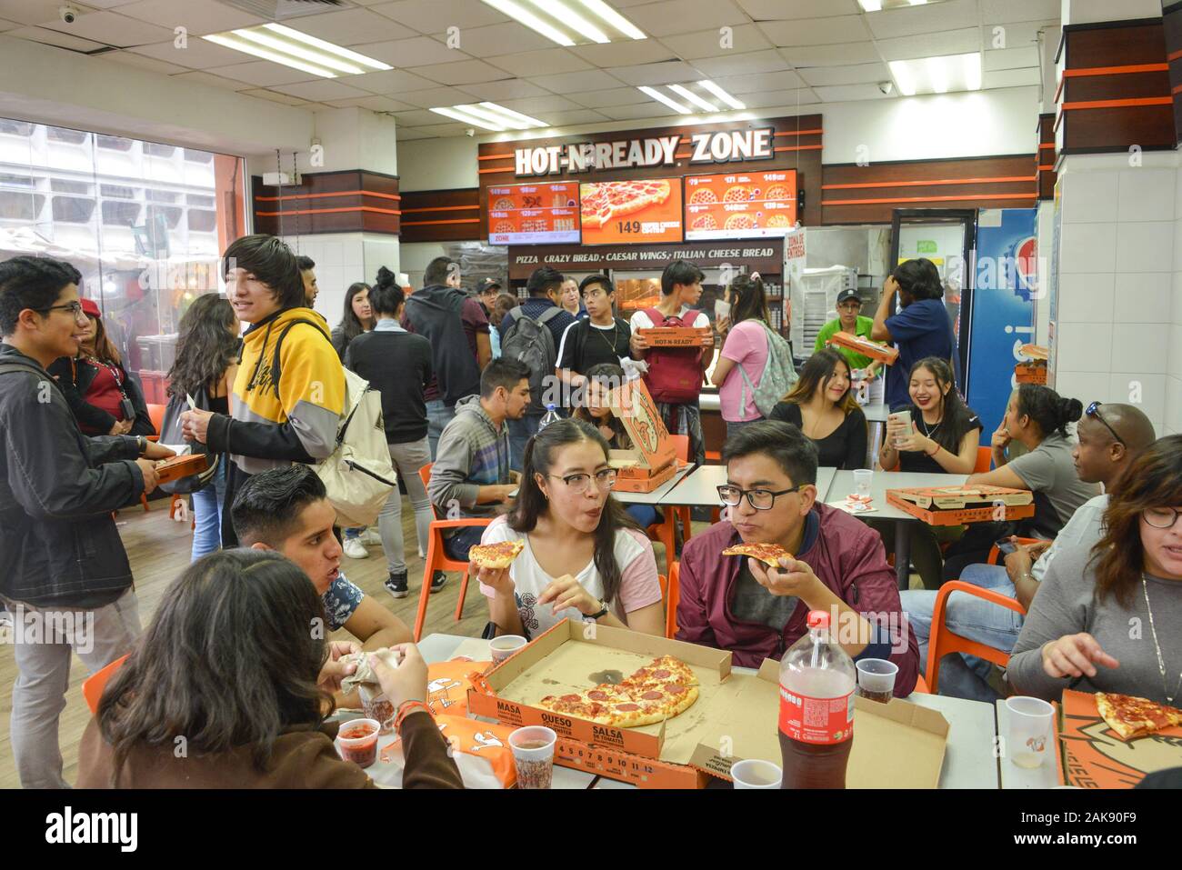 Pizzeria Little Caesars, Mexico City, Mexique Banque D'Images