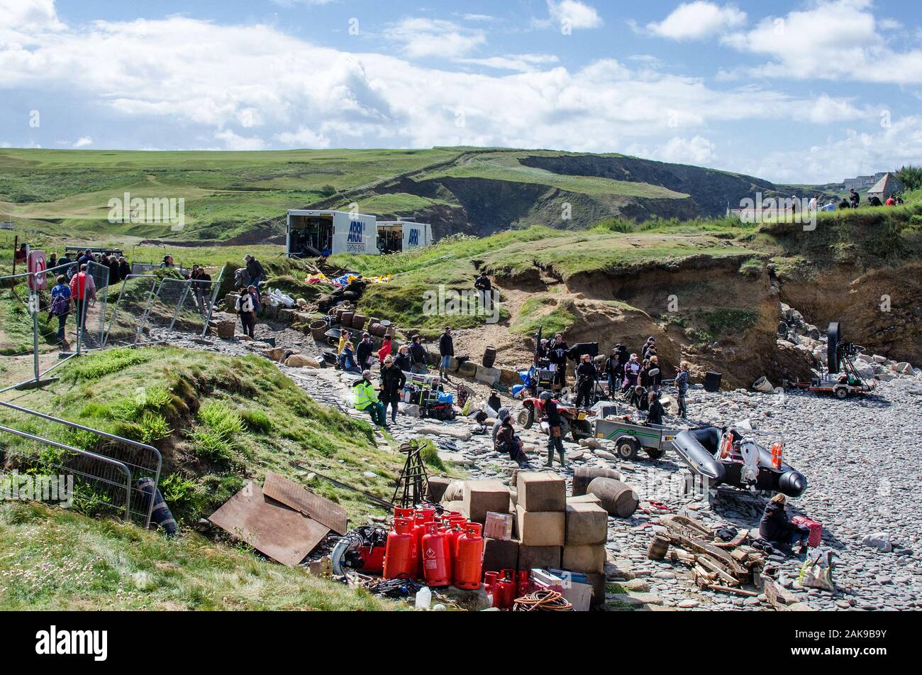 Poldark,la série BBC Poldark, avec Aidan Turner,filmé à Cornwall uk forme une plage publique,Filming location pour Cornwall Poldark Banque D'Images