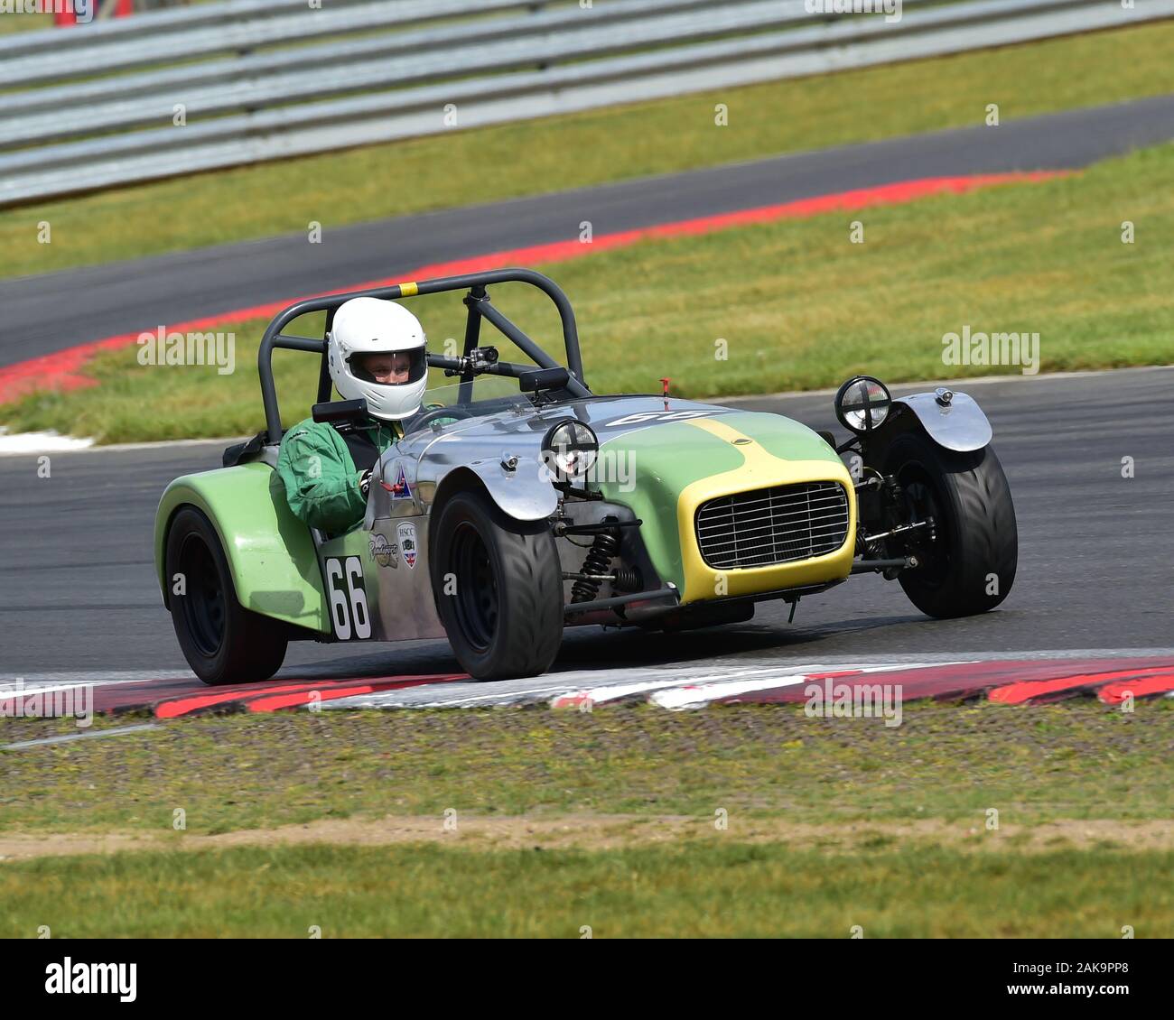 Jonathan Stringer, Lotus Seven S2, 70's Road, route historique des Sports Sports Championnat, HSCC, Sports Car Club historique, Snetterton, juin Banque D'Images