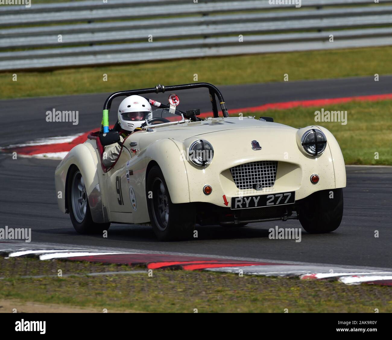 Richard Owen, Triumph TR2, 70's Road, route historique des Sports Sports Championnat, HSCC, Sports Car Club historique, Snetterton, juin 2019, ic Banque D'Images
