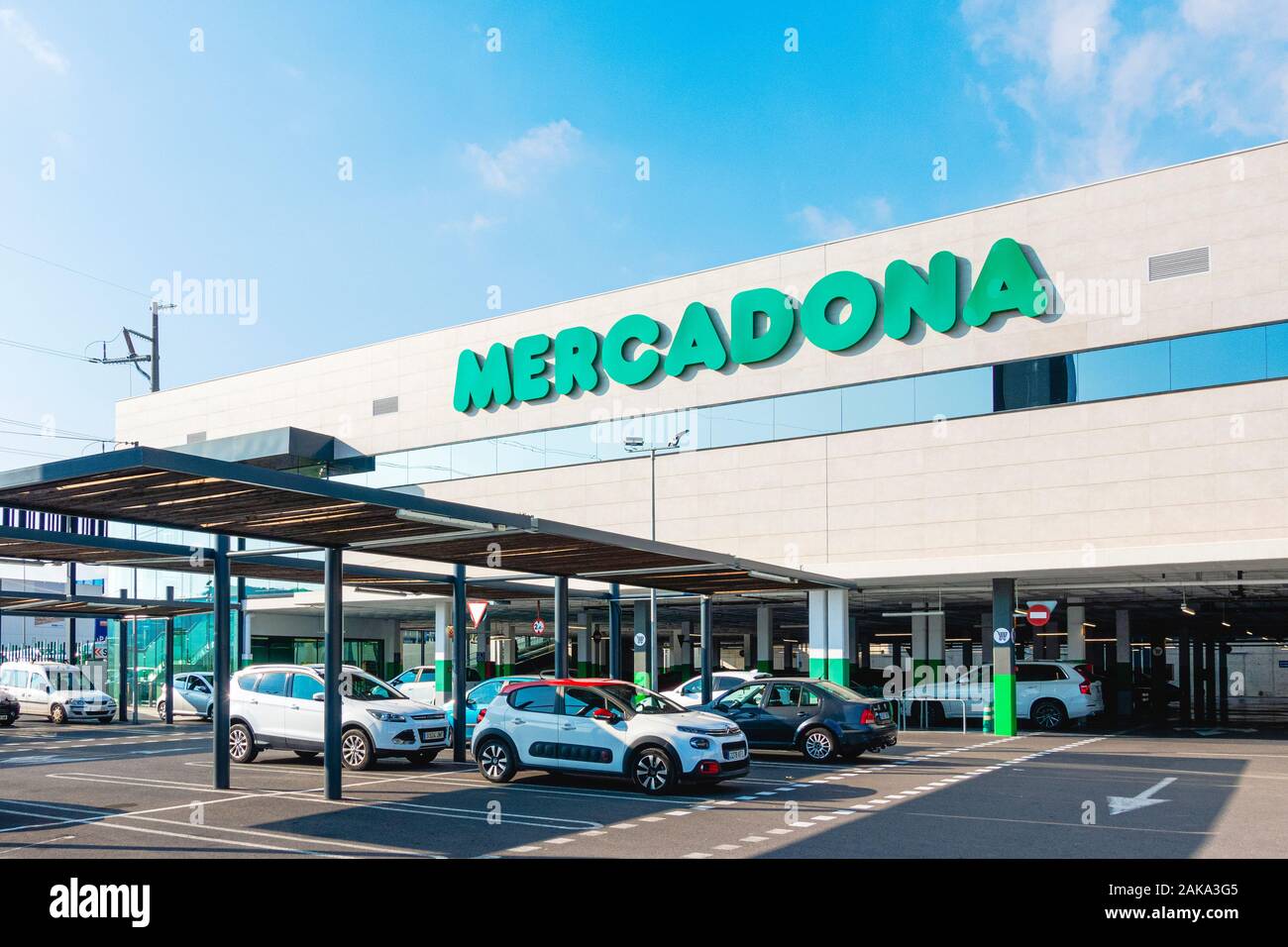 Mercadona portugal Banque de photographies et d’images à haute résolution Alamy