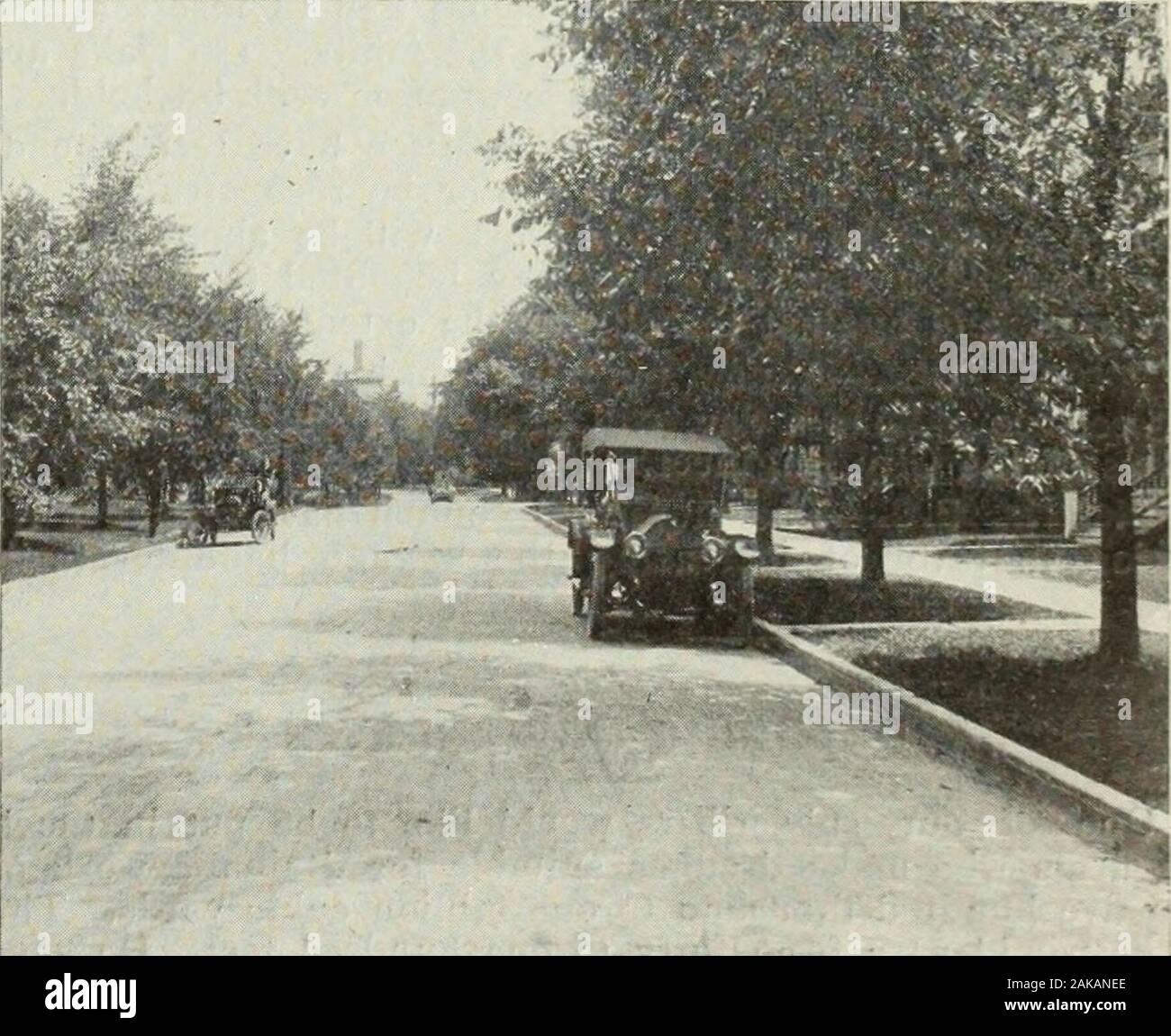 Ingénieur canadien . L'une des méthodes d'application et d'spreadingDolarivay sur du bitume en béton, socle terminé Dolarivay Paniement. L'ENGINEEE 78 Volume 22. Lakefield, Ontario Hydro-Le règlement ayant car-ried la ville propose de dépenser 8 000 $ sur un distributingplant et sous-station. M. E. A. Tanner, Reeve. Québec, le P.Q Saint Maurice Entreprise hydraulique s'appliquera à la législature de Québec pour un acte à con-struct storage et de réglementer les barrages sur le MauriceRiver Likaledes et ses affluents. Vancouver, C.-B. Une unité plus de 10 500 chevaux sont actuellement à l'usine de la B.C. Ele Banque D'Images