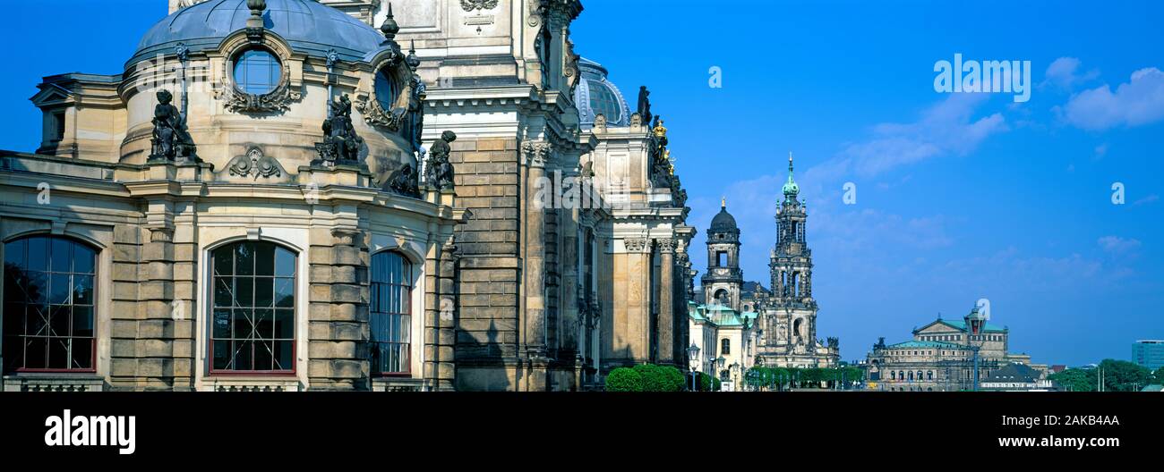 L'Académie des beaux-arts de Dresde, bâtiment Cathédrale Hofkirche et l'Opéra Semper, Dresde, Saxe, Allemagne Banque D'Images