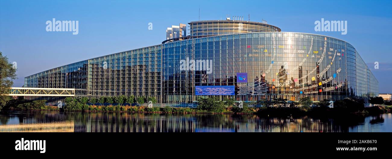 L'extérieur du Parlement européen, Strasbourg, Bas-Rhin, France Banque D'Images