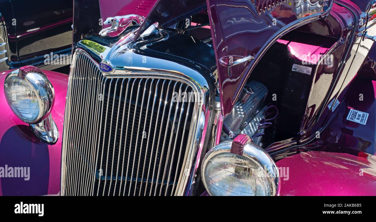 1940 Ford coupe détail violet à Custom Car Show à Pinole, California, USA Banque D'Images