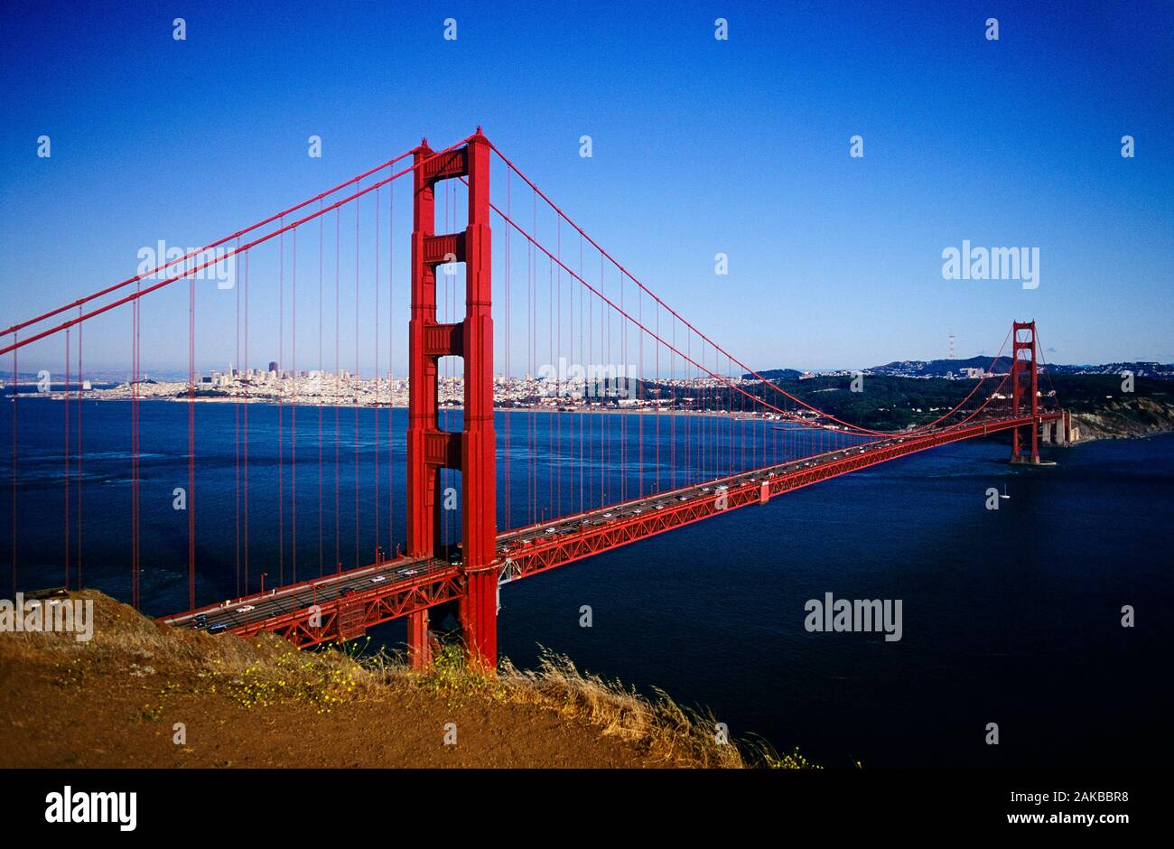 Célèbre rouge suspension bridge, Golden Gate Bridge, San Francisco, California, USA Banque D'Images