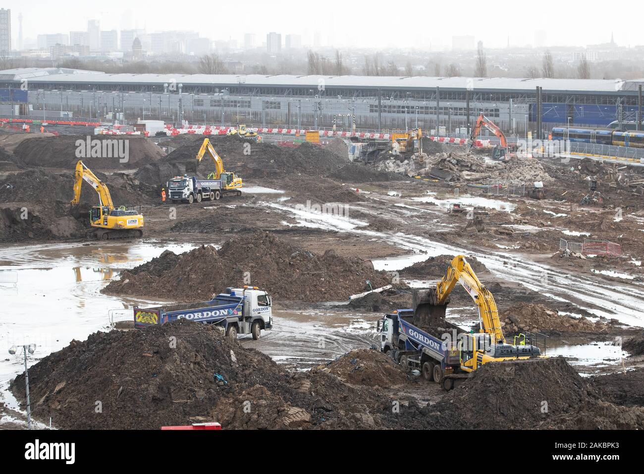 Les travaux de construction à l'ancienne commune de chêne, dans l'ouest de Londres, où les quais souterrains pour HS2 fera le lien avec Elizabeth (traverse), trains à Heathrow et le centre de Londres. Banque D'Images