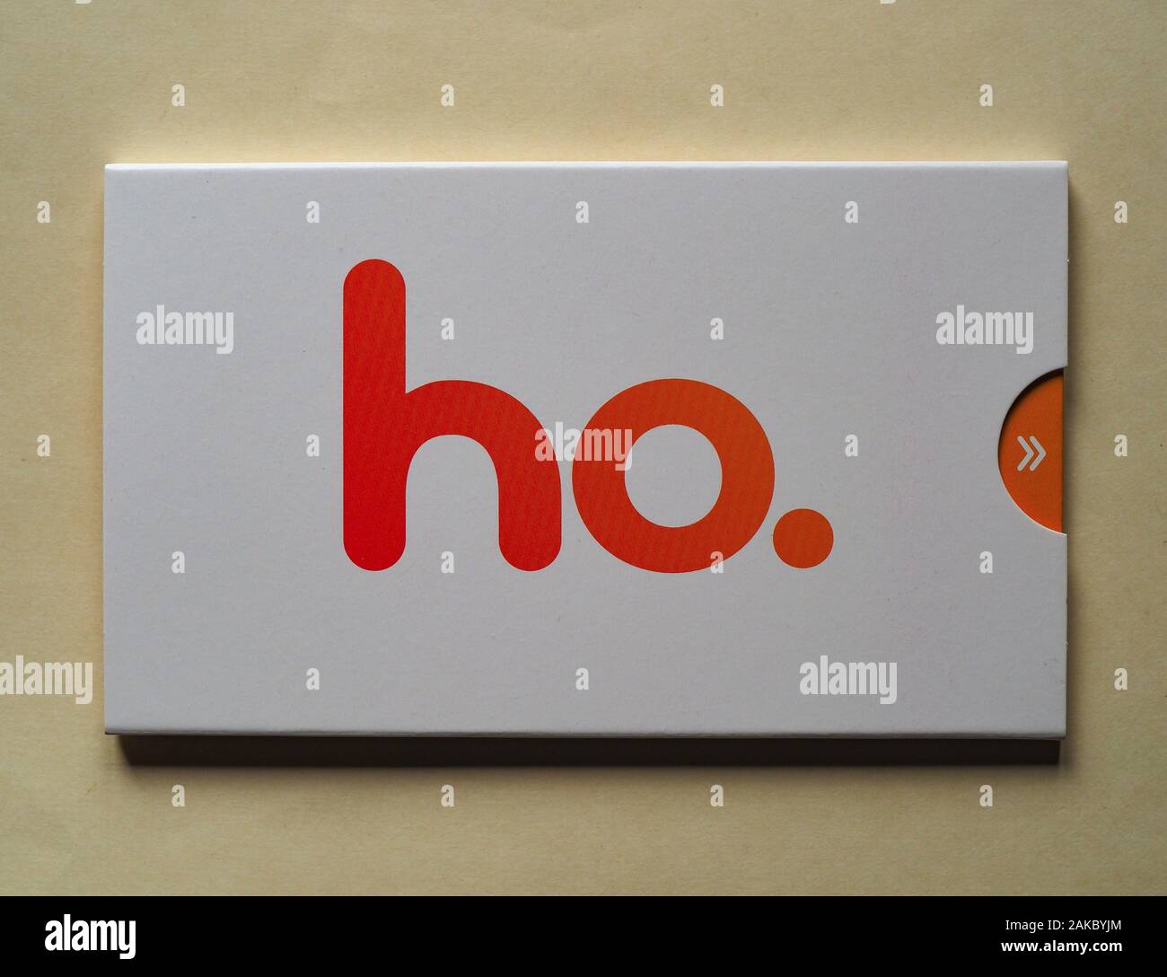 MILAN, ITALIE - CIRCA Octobre 2019 : Ho (low cost mobile Vodafone italien mvno) carte sim Banque D'Images