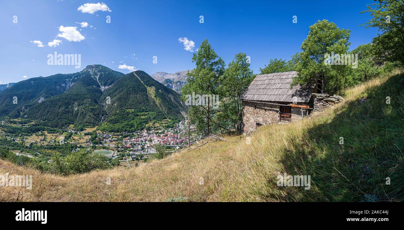 France, Alpes-Maritimes, Parc National du Mercantour, vallée de la Tinée, Saint-Etienne-de-Tinée, ancienne grange Banque D'Images