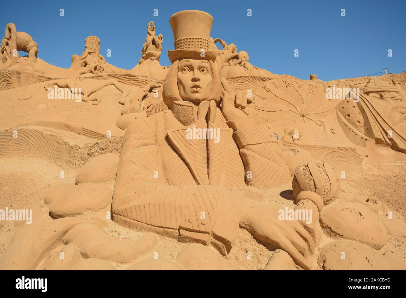 Pera.Algarve.Portugal.17 juin 2016.Une sculpture de sable en forme de Willy Wonka de Charlie et la chocolaterie est sur l'affichage à l'Internationa Banque D'Images Pera.Algarve.Portugal.17 juin 2016.Une sculpture de sable en forme de Willy Wonka de Charlie et la chocolaterie est sur l'affichage à l'Internationa Banque D'Images