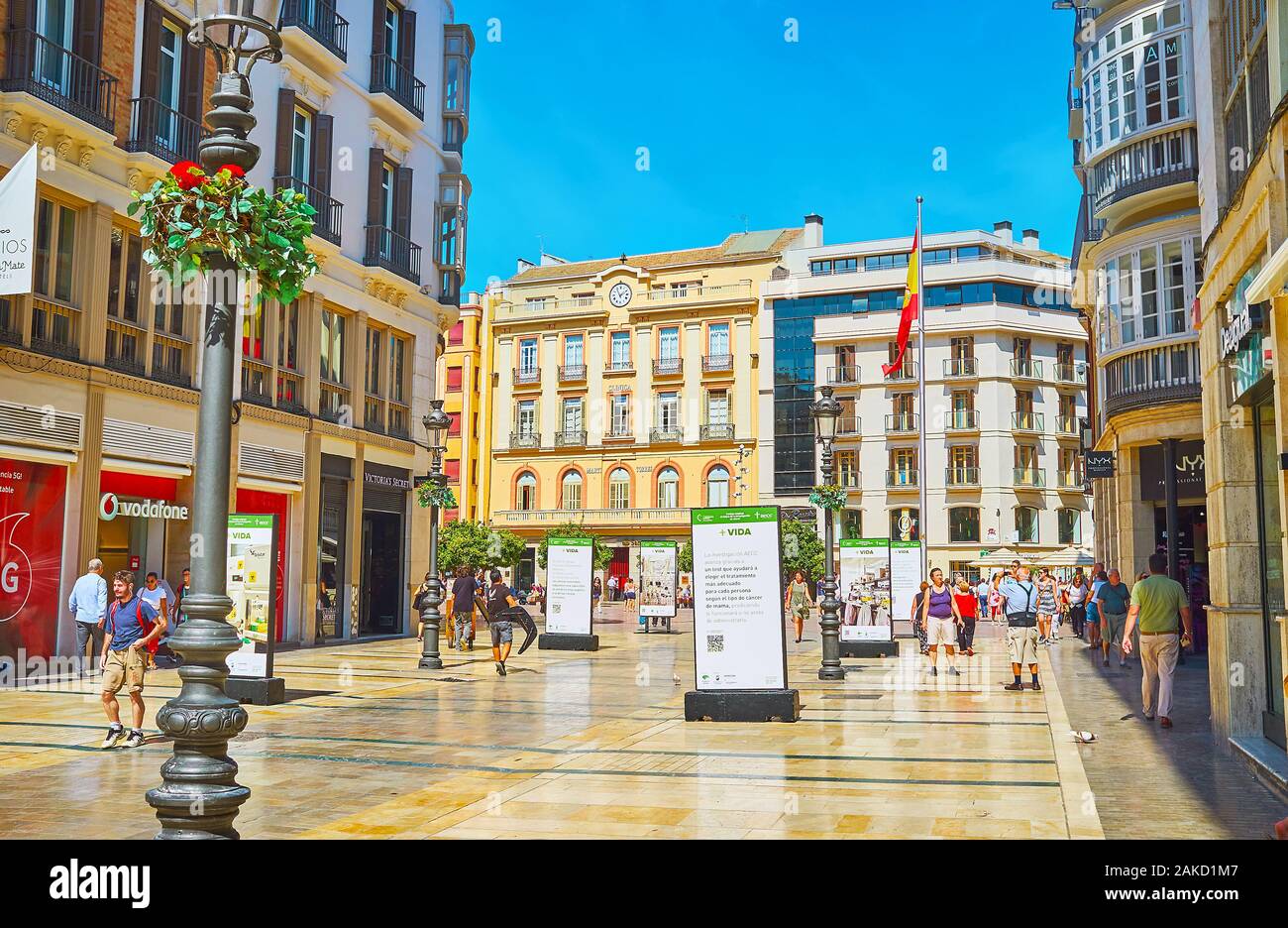 MALAGA, ESPAGNE - 26 septembre 2019 : Calle Larios est bel endroit pour la journée de marche, le shopping et les visites de restaurants locaux, des bars ou des confiseries, Banque D'Images