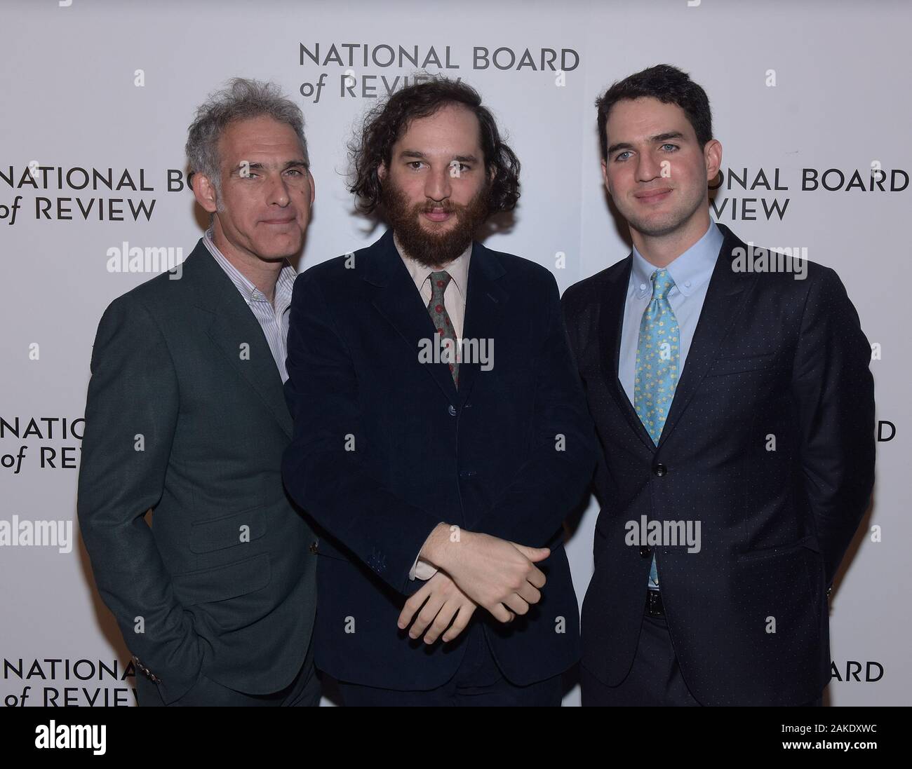 New York, USA. 05Th Jan, 2020. NEW YORK, NEW YORK - 08 janvier : Ronald Bronstein, Josh Safdie, Benny Safdie assister à la National Board of Review Awards Gala annuel au Cipriani 42nd Street, 08 janvier 2020 à New York. Photo : Jeremy Smith/imageSPACE Crédit : Imagespace/Alamy Live News Banque D'Images