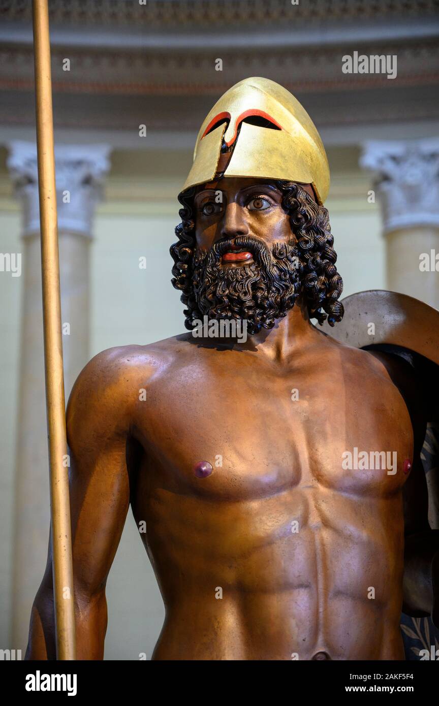 Berlin. L'Allemagne. La reconstruction de l'ancien grec statues de bronze connue sous le nom de guerriers de Riace (aka Bronzes de Riace), montrant comment les statues peuvent avoir Banque D'Images