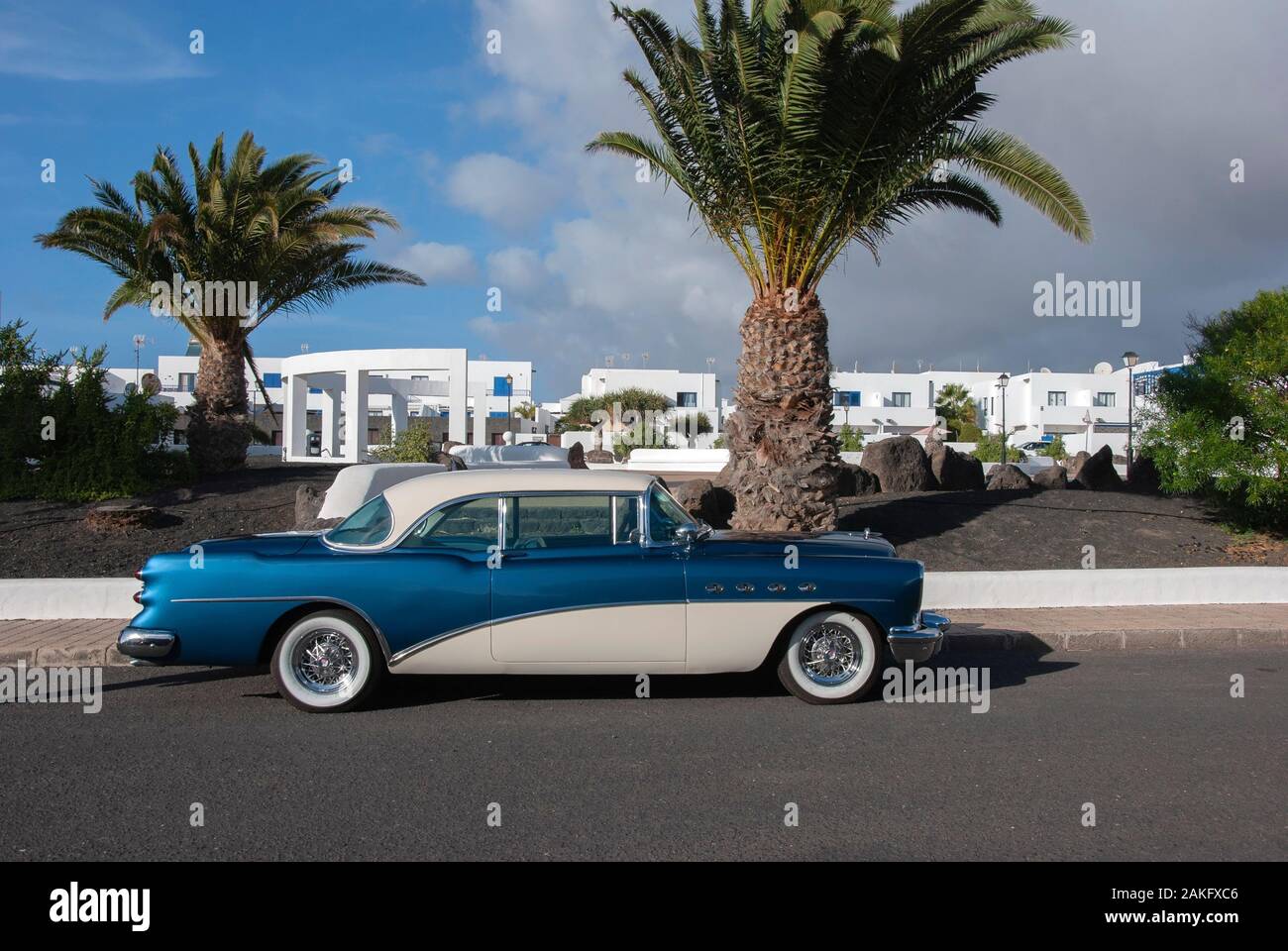 Buick riviera 1953 Banque de photographies et d’images à haute ...