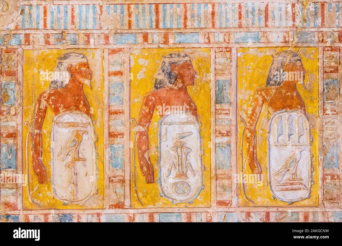 Thèbes en Egypte, Assassif (partie de la vallée des Nobles), tombe de Kheruef, portique Ouest, aile nord, 3 des '9 arceaux', les ennemis de l'Egypte. Banque D'Images