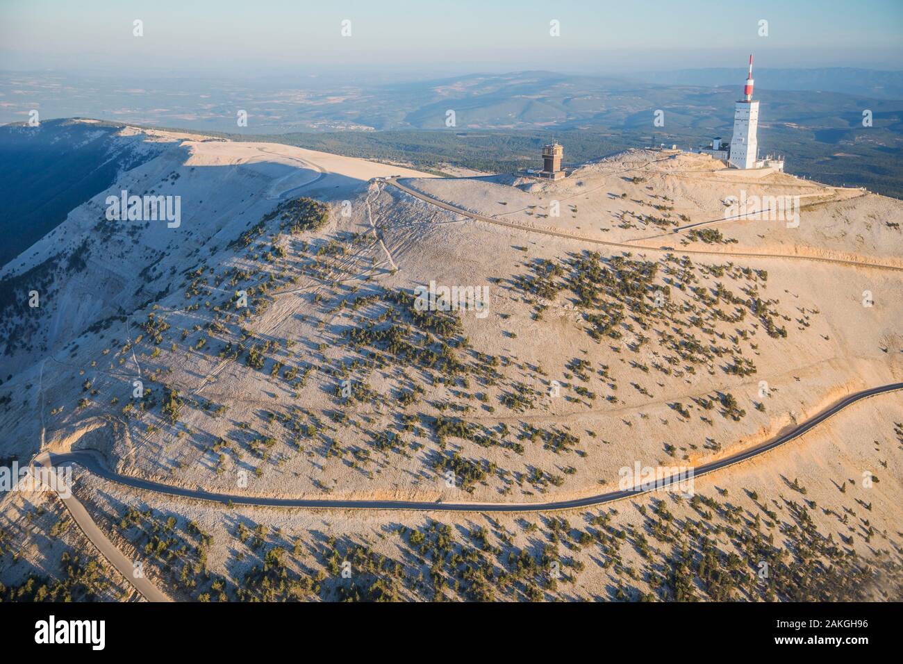 La France, Vaucluse, Malaucène, Mont Ventoux (vue aérienne) Banque D'Images