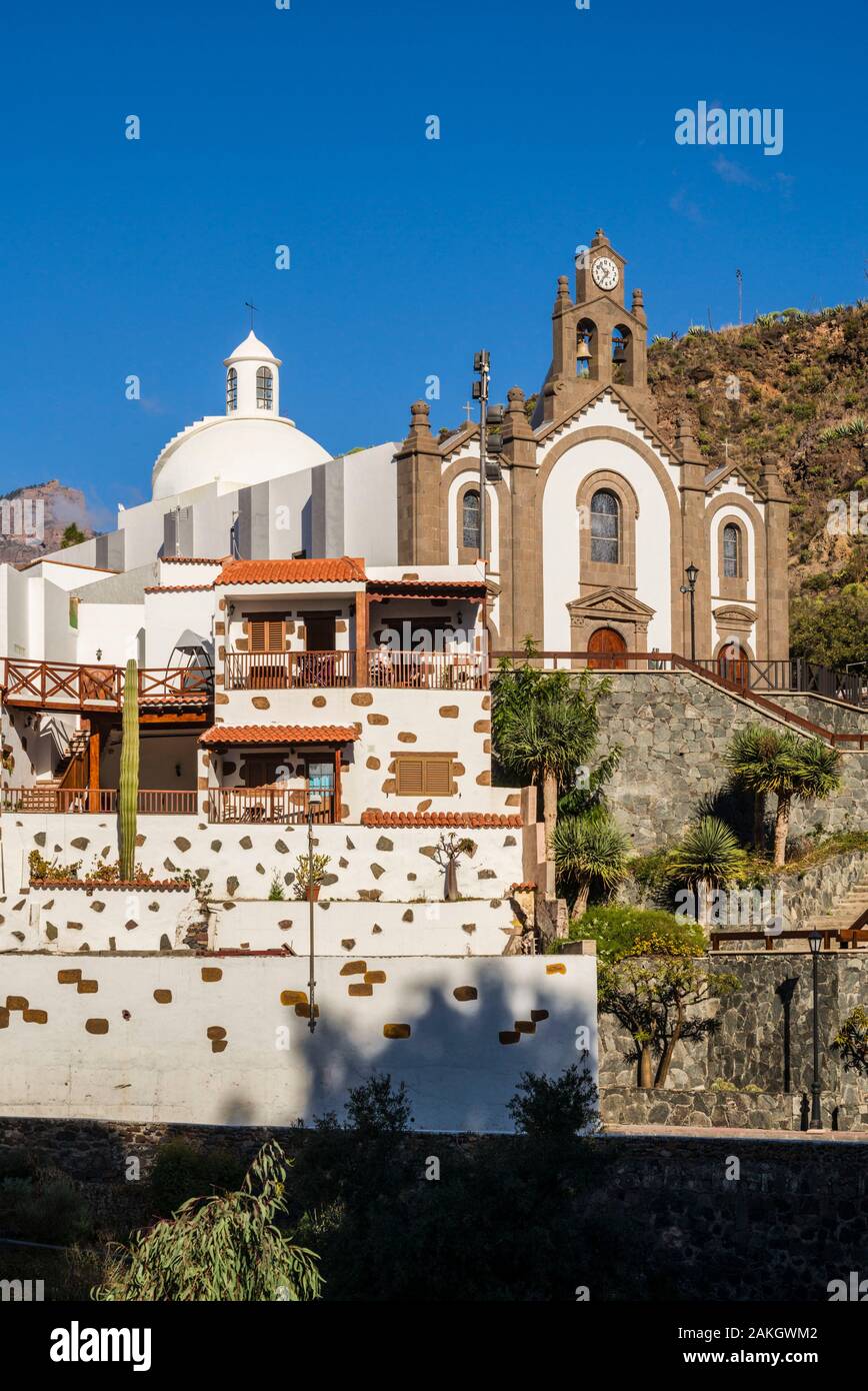 Espagne, Canaries, Gran Canaria Island, Santa Lucia de Tirajana, église du village Banque D'Images