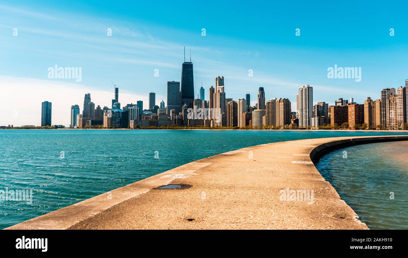 Chicago Skyline le jour d'été Banque D'Images