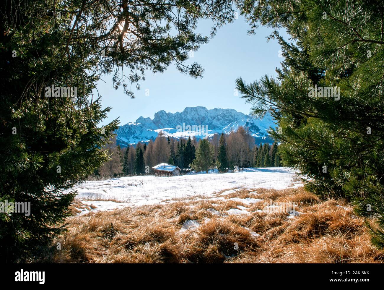 Belle dolomites en wintersnow frais Banque D'Images