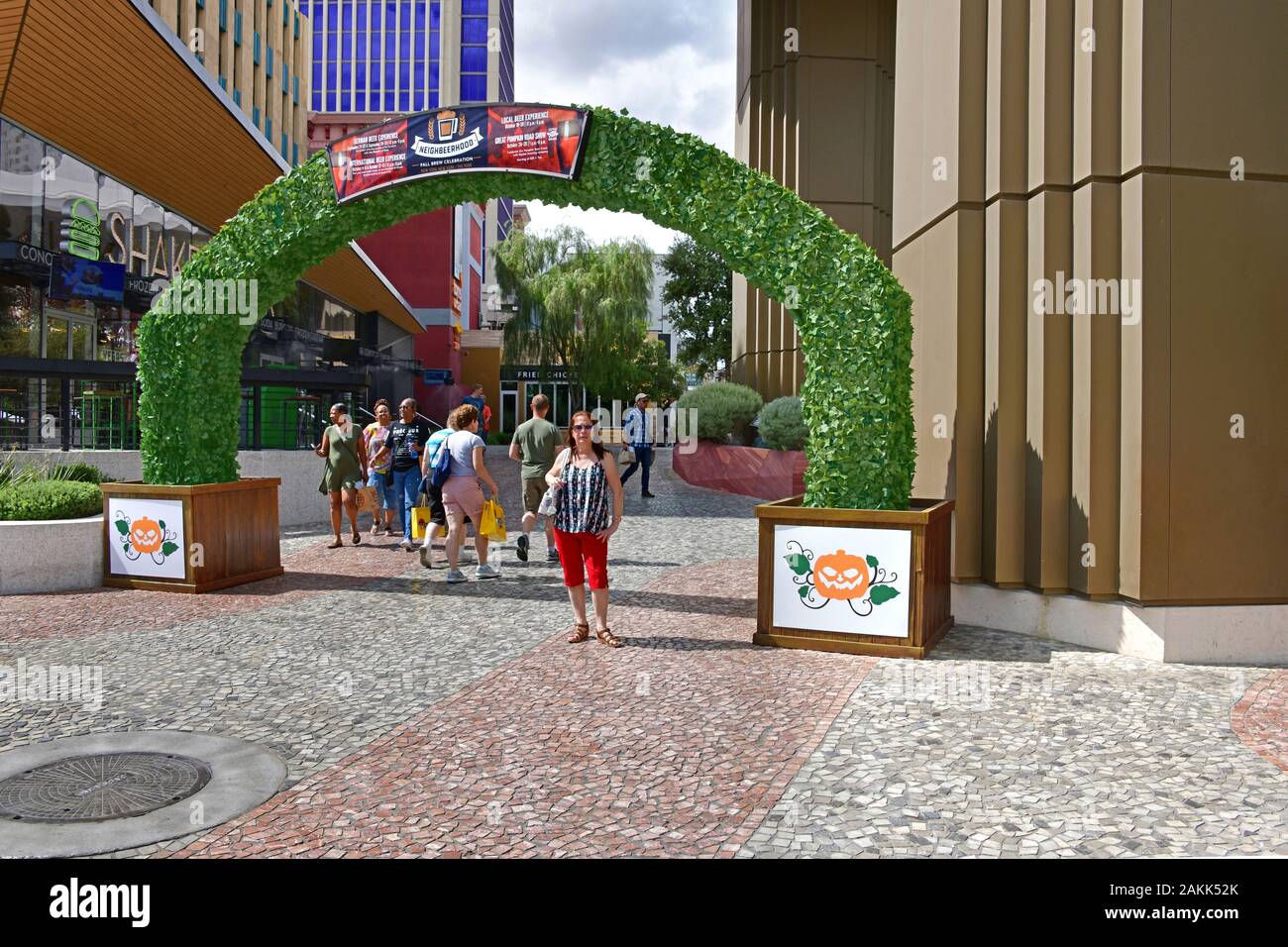 Las Vegas NV, USA 10-1-18 : Automne Brew a sur le Parc Las Vegas pour six fins de semaine. Le festival célèbre l'art de la bière. Banque D'Images