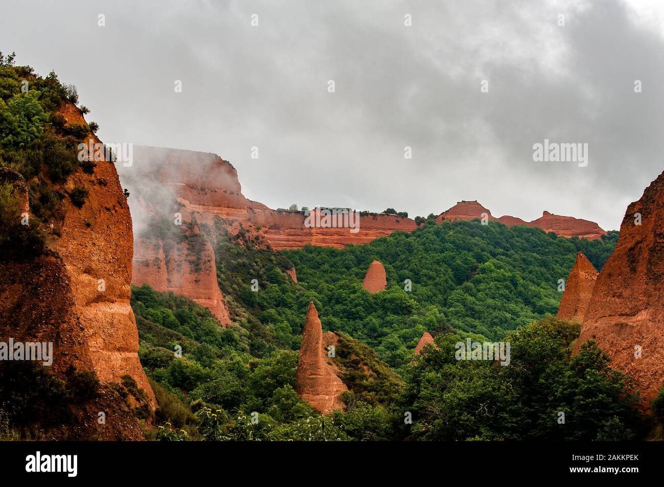 Vue sur Las Medulas - site historique romain d'extraction d'or près de Ponferrada, Espagne. Banque D'Images
