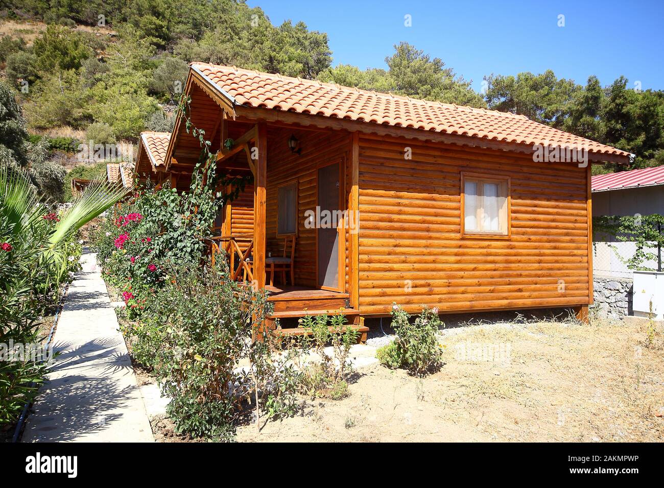 Vieille maison en bois de plain-pied dans la nature. Bodrum, Turquie Banque D'Images