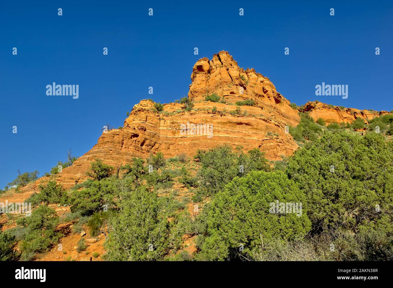 Une vue de Doe Mountain en Arizona Sedona. J'ai pris cette photo après j'étais monté au pic et à l'arrière. Du haut de cette montagne vous pouvez voir Bear Mo Banque D'Images