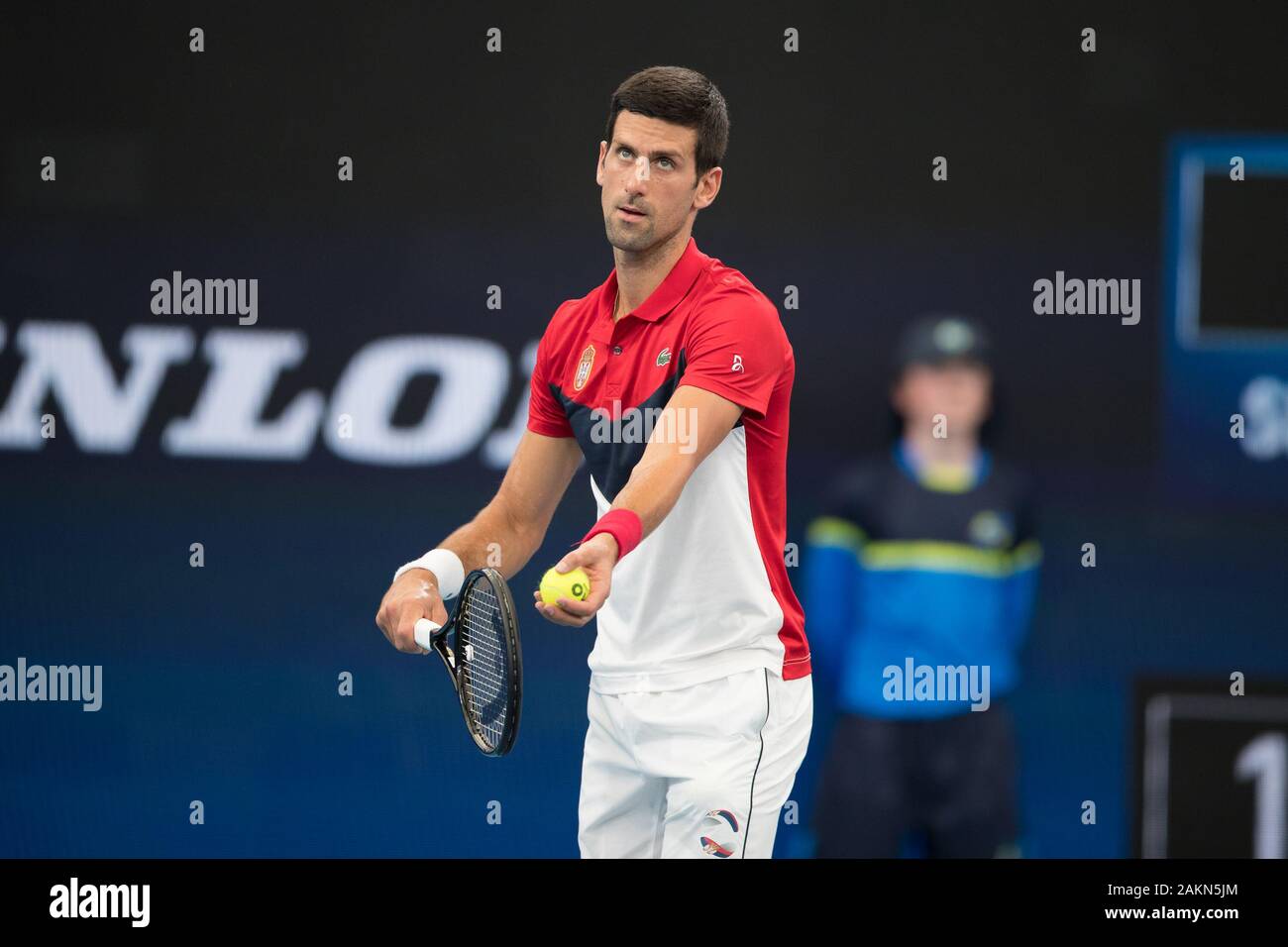 Sydney, Australie. 10 janvier, 2020. Novak Djokovic la Serbie à propos de pour servir lors de la finale de la Coupe de l'ATP 2020 Huit au Ken Rosewall Arena, Sydney, Australie, le 10 janvier 2020. Photo de Peter Dovgan. Credit : UK Sports Photos Ltd/Alamy Live News Banque D'Images