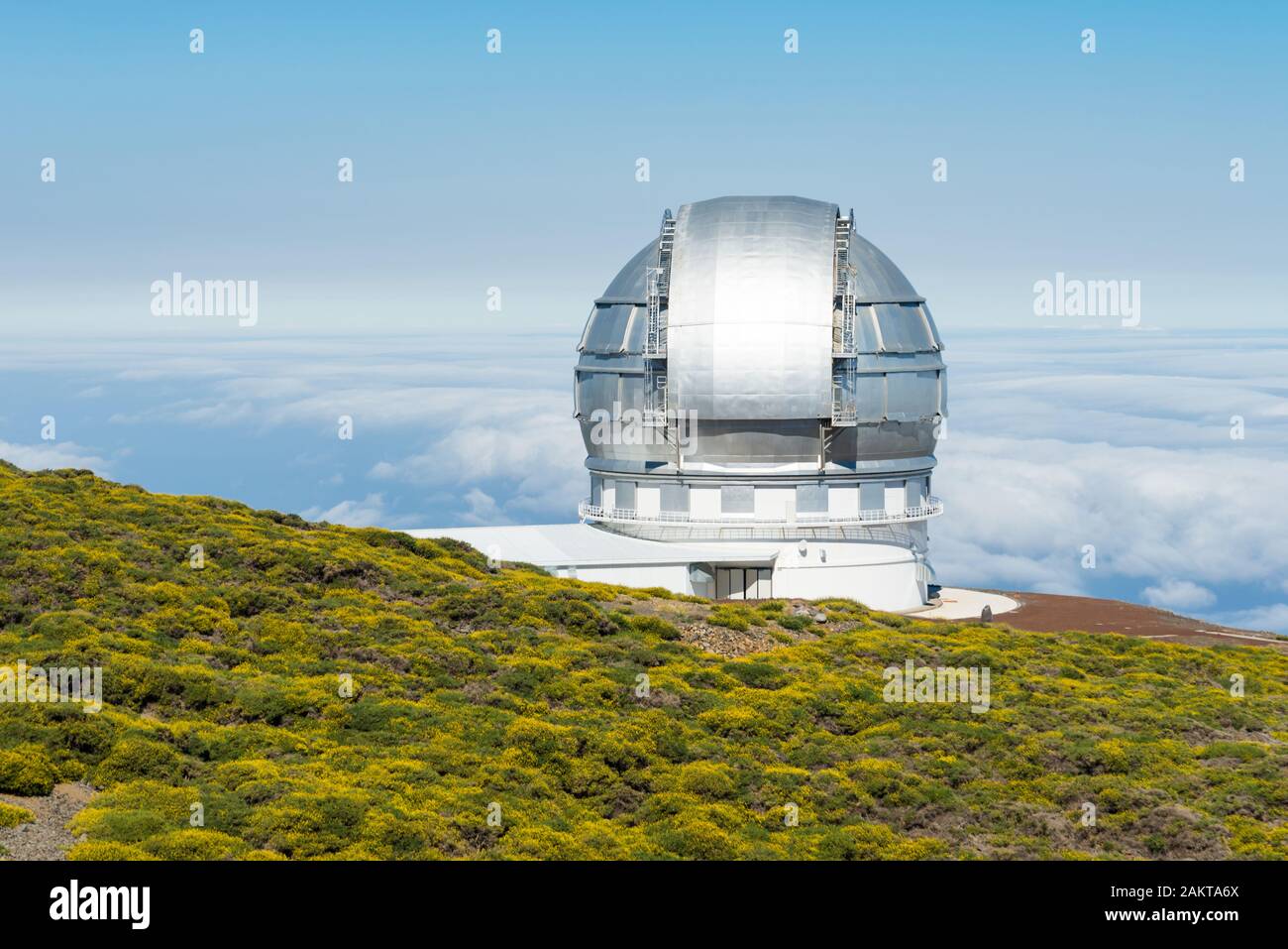 L'impressionnant Gran Telescopio Canarias à l'Observatoire Roque de los Muchachos sur l'île de la Palma, îles Canay. Banque D'Images