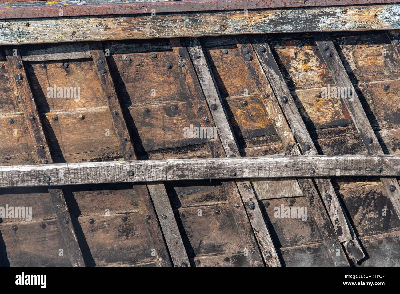 À l'intérieur d'un vieux bateau de pêche au crabe dormeur, Kent. Pour l'utiliser comme arrière-plan. Banque D'Images