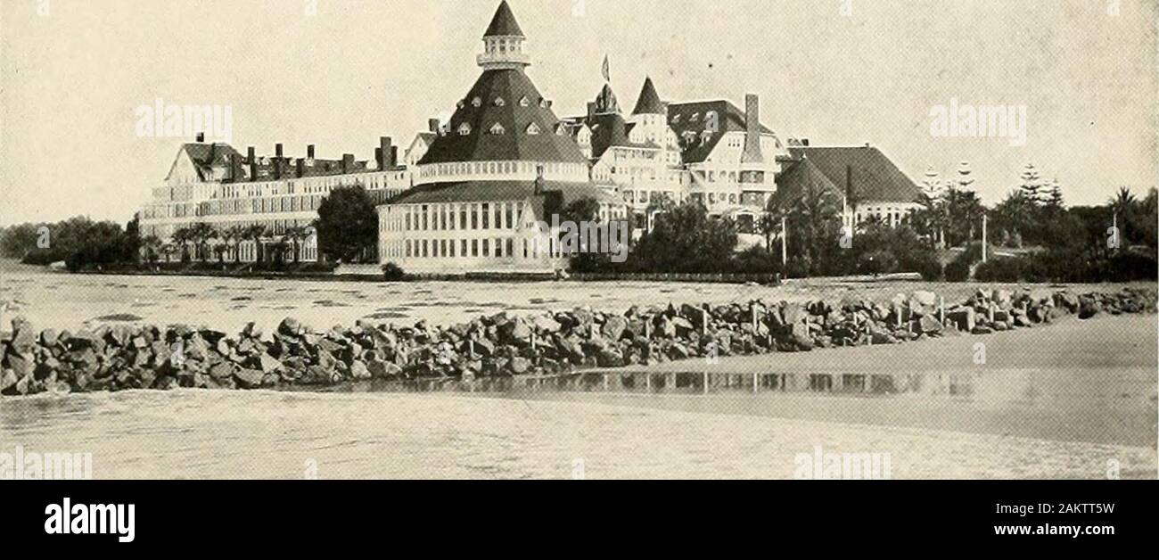 Le comté de San Diego (Californie), un enregistrement de la colonisation, de l'organisation, de progrès et de réalisation . de lots aver-âgés de 10 000 $ par jour. Une excursion a dix wagons de visiteurs de LosAngeles et l'Est. En mars de cette année-là les fondements de la grande HotelDel Coronado ont été portées, et en décembre 1887, l'hôtellerie était prête pour thefurniture et versement de l'aide. Le 14 février 1888, la première vous wereentertained. La ville de Coronado s'accroît très rapidement. Il a un certain nombre de s'épanouir-ing business maisons et une banque dans un beau bâtiment, qui est une succursale de la Banque de Commerce Banque D'Images