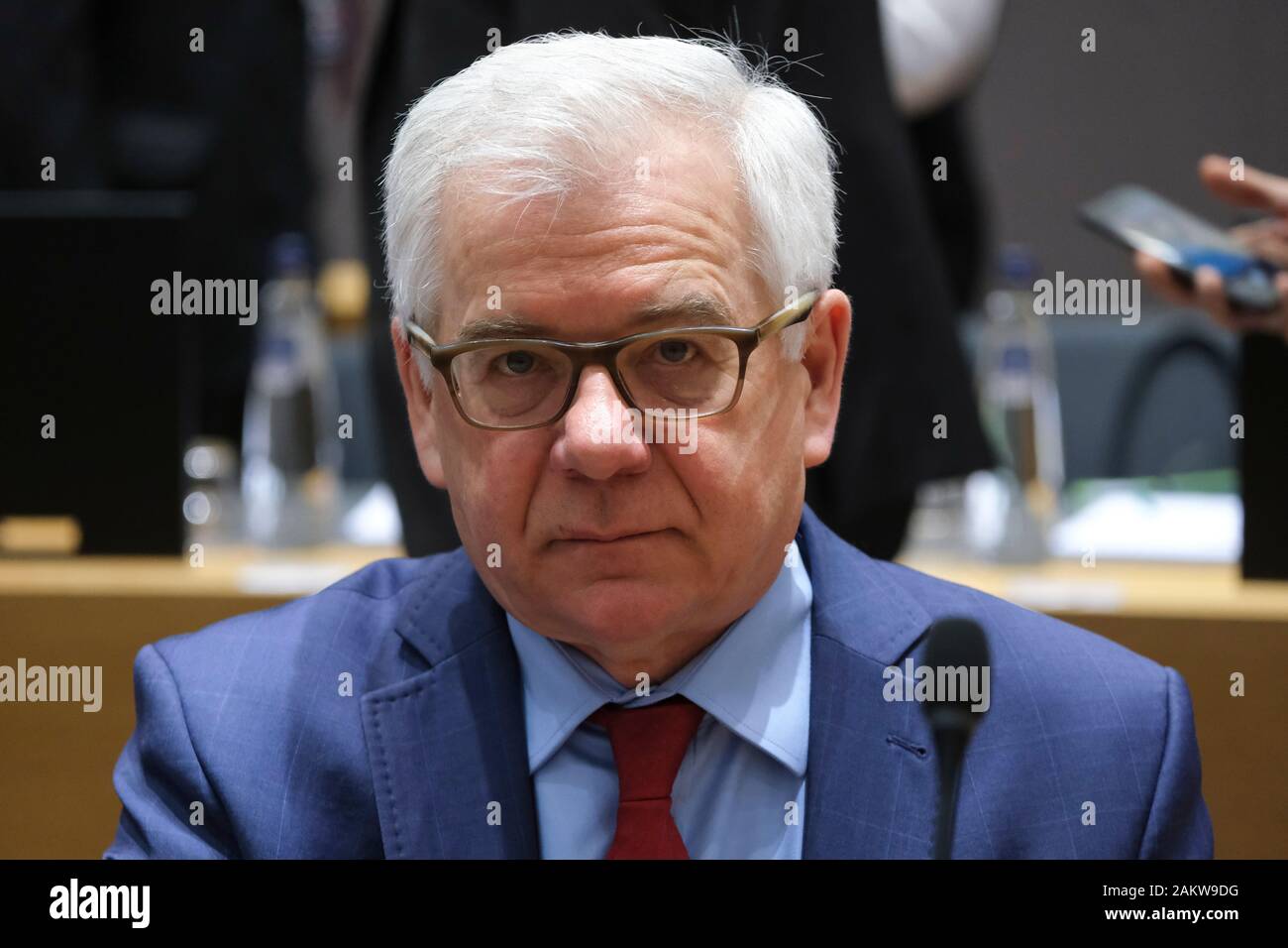 Bruxelles, Belgique. 10 janvier, 2020. Le ministre des Affaires étrangères polonais Jacek Czaputowicz arrive à assister à un Conseil extraordinaire des ministres des affaires étrangères de l'assemblée. Credit : ALEXANDROS MICHAILIDIS/Alamy Live News Banque D'Images