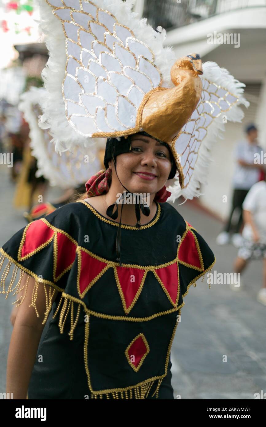 Le Mexique, Puerto Vallarta, Jalisco, participant autochtone qui participent au festival "Notre Dame de Guadalupe' Banque D'Images