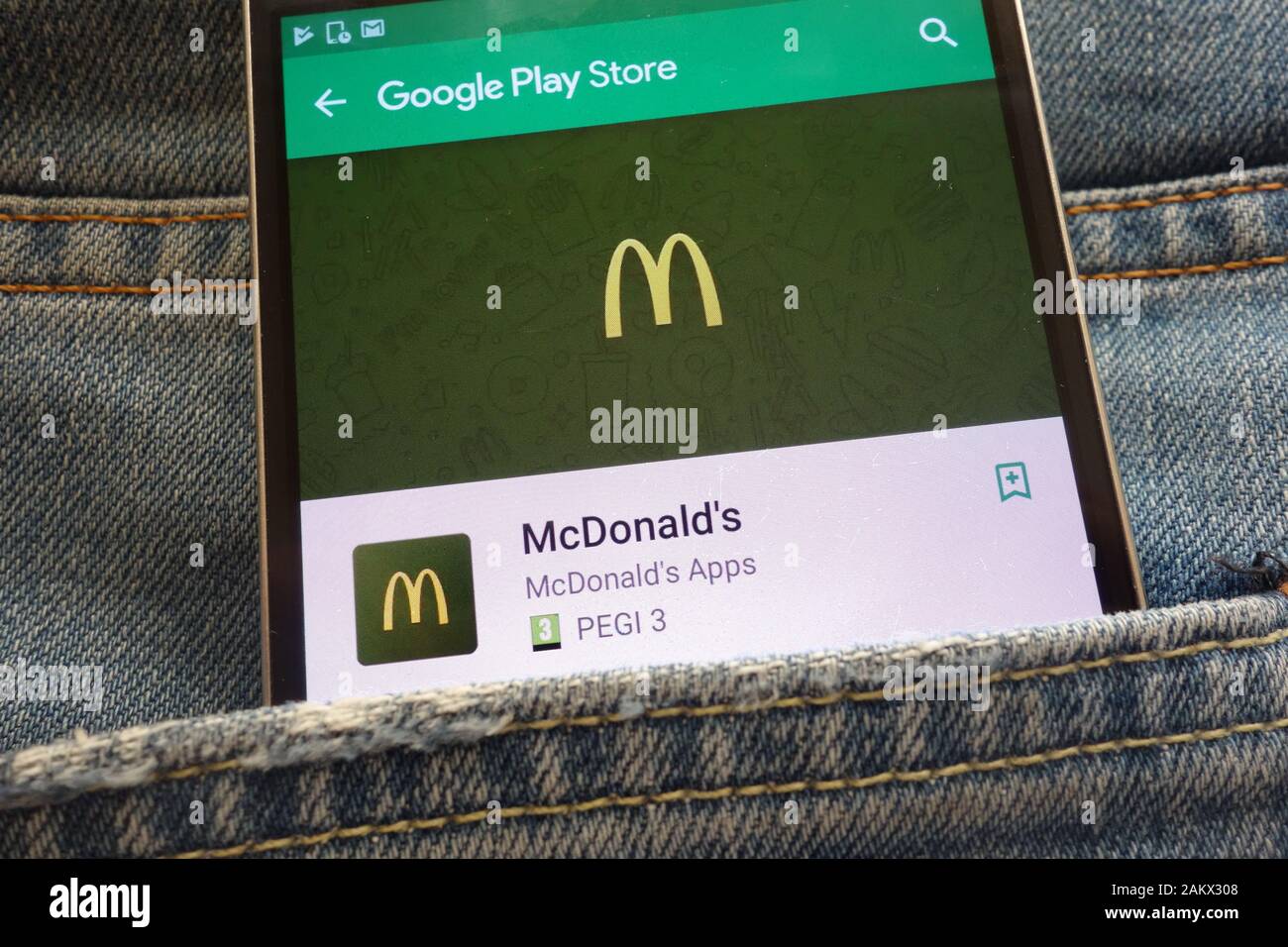 McDonald's app sur l'écran du smartphone moderne dans Google Play Store Banque D'Images