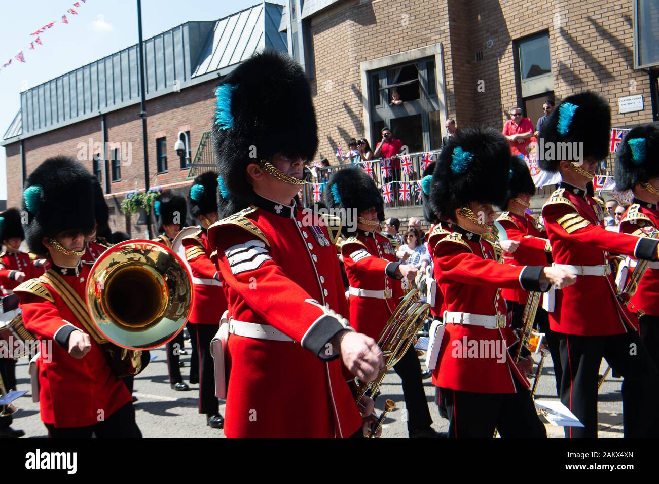 Royal Wedding Day, Windsor, Berkshire, Royaume-Uni. 19 mai, 2018. Soldats marchant au château de Windsor le jour de la Mariage du Prince Harry et Meghan Markle. Credit : Maureen McLean/Alamy Banque D'Images