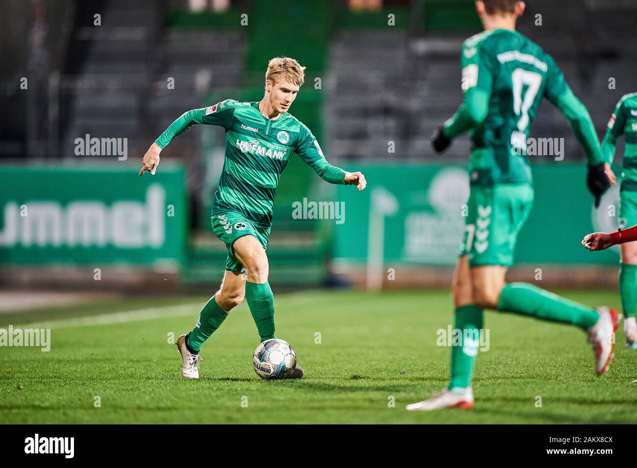 Fürth, Allemagne. 10 janvier, 2020. Fussball - Saison 2019 - 20 / Freundschaftsspiel Testspiel Cantón de Greuther Fürth : Kleeblatt ( ) - FC Bayern München II FCB. Ernst # 15. Peter Kotzur/Alamy Live News Banque D'Images