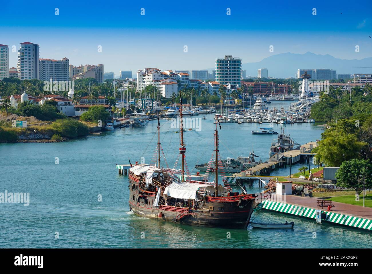Puerto Vallarta, Mexique, Marina Vallarta, Jalisco, port et station balnéaire de Marina Vallarta, port de chien et de bateau, Banque D'Images
