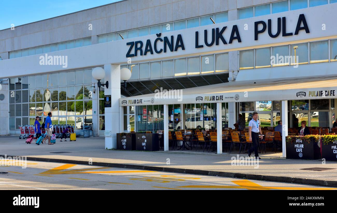 Aeroport De Pula Banque De Photographies Et D Images A Haute Resolution Alamy