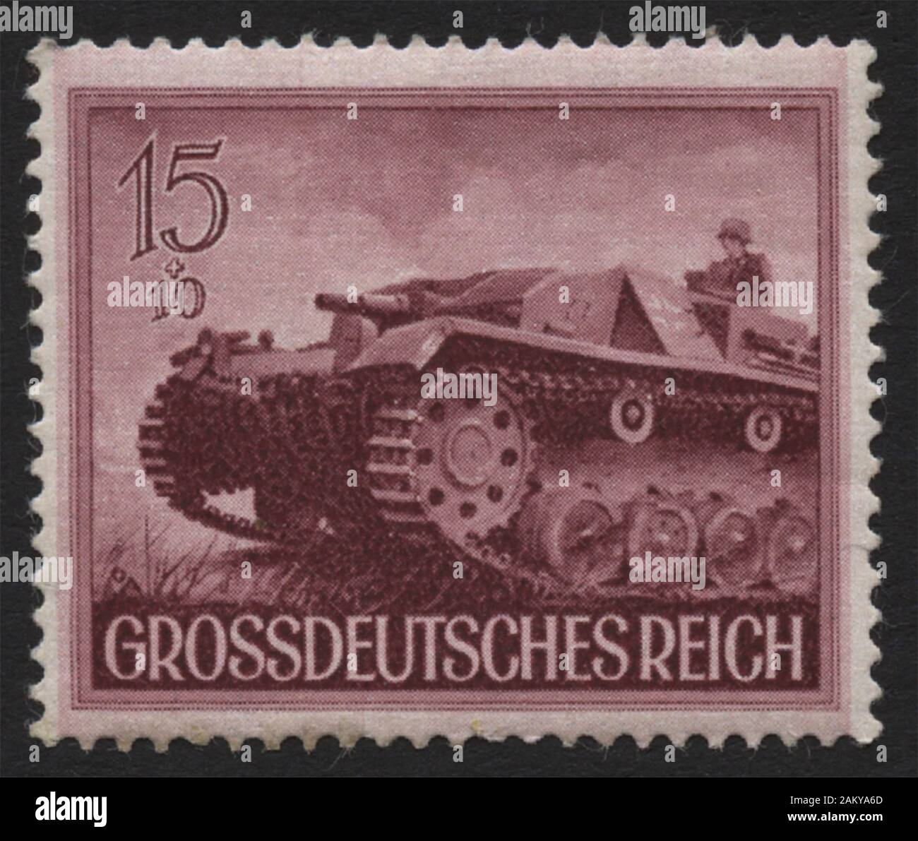 ALLEMAGNE NAZIE - VERS 1944. Timbre-poste avec le fusil d'assaut Sturmgeschütz III (StuG III) le véh de combat blindé à chenilles le plus produit en Allemagne Banque D'Images