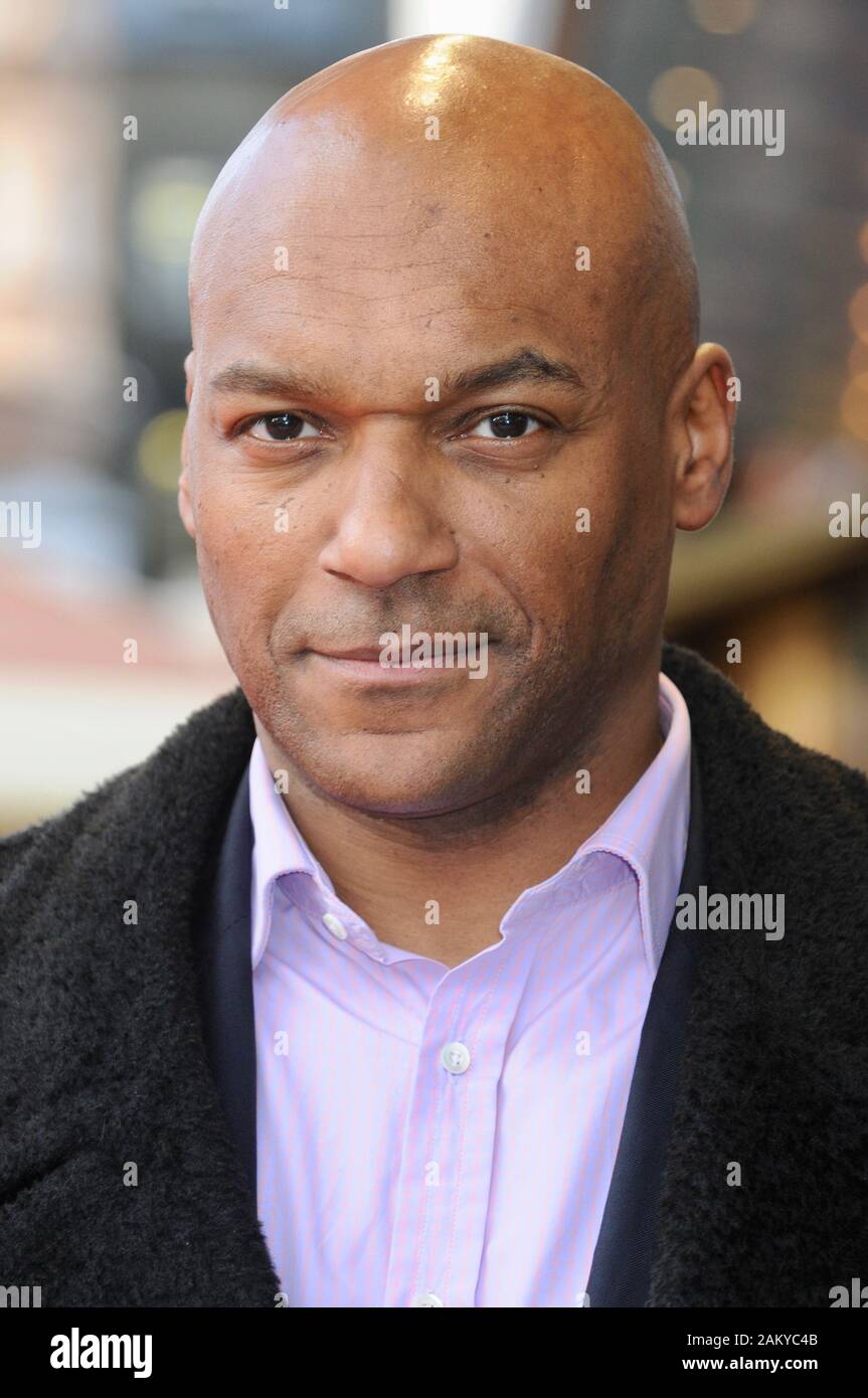 Colin Salmon. Prince's Trust Awards célèbrent leur succès, Odeon Leicester Square, Londres. UK Banque D'Images