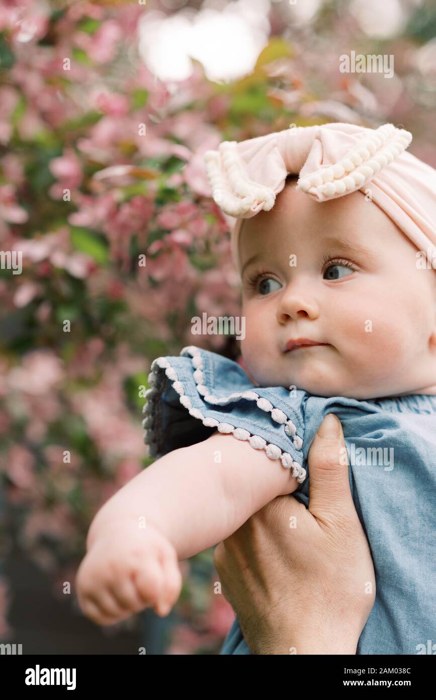 Bebe Fille Banque D Image Et Photos Alamy