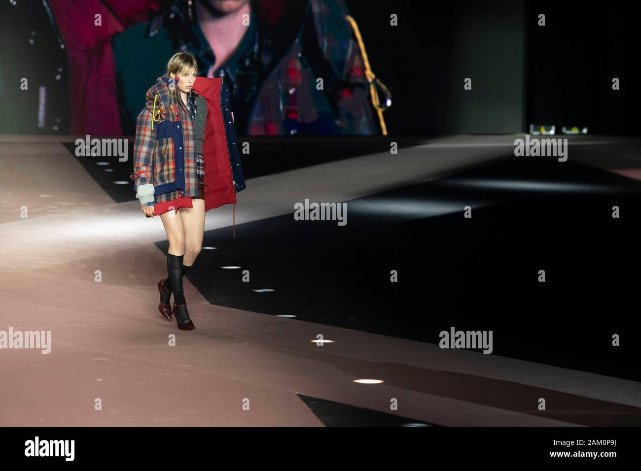 Milano, Italie. 10 janvier, 2020. DSQUARED2 Automne/Hiver 2020/2021 de piste à Milan Fashion Week d'hommes Janvier 2020 - Milan, Italie 10/01/2020 | Crédit dans le monde entier d'utilisation : dpa/Alamy Live News Banque D'Images